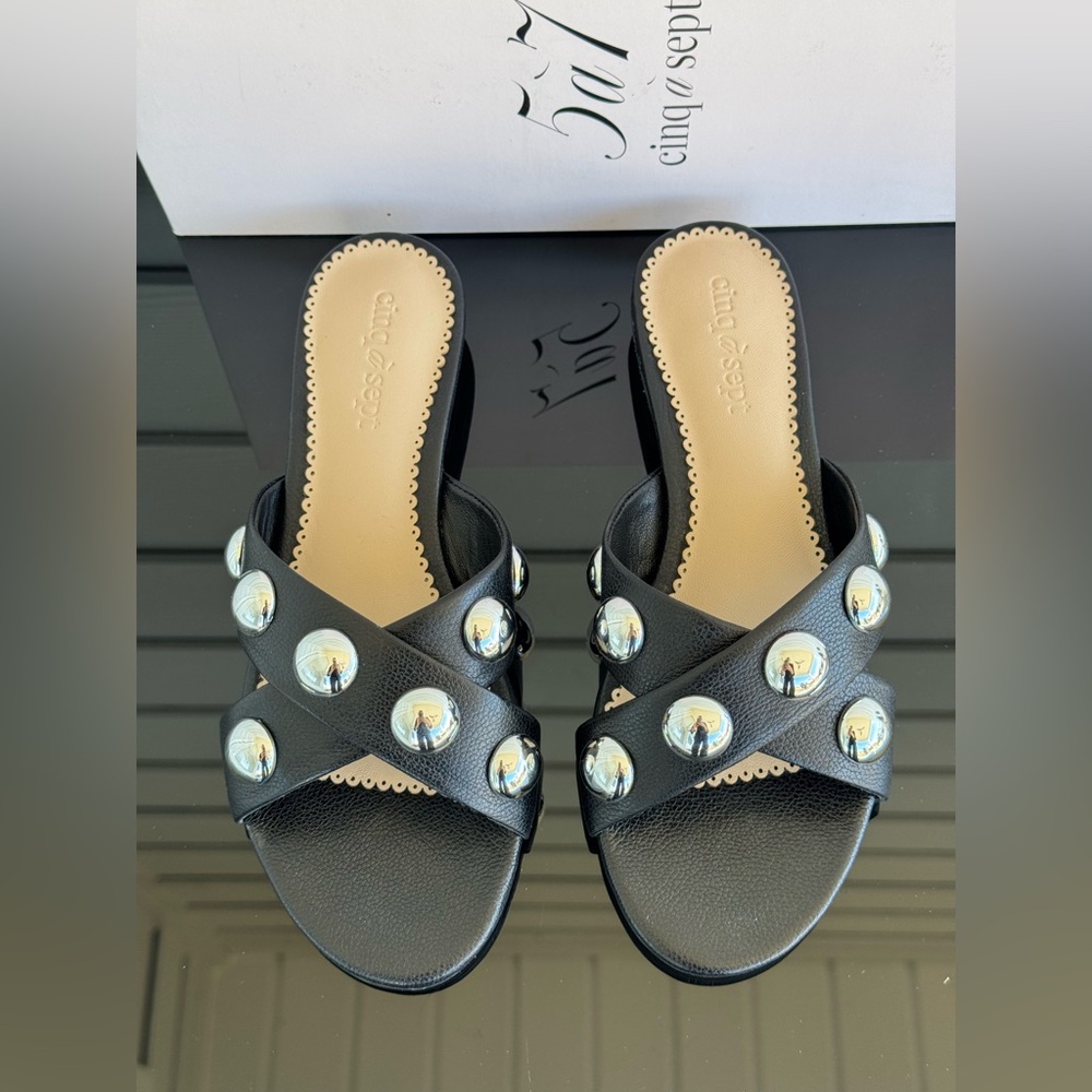 Cinq à Sept Grace Studded Slide Sandals Black Leather – Size EU 37.5 – New - Picture 3 of 8